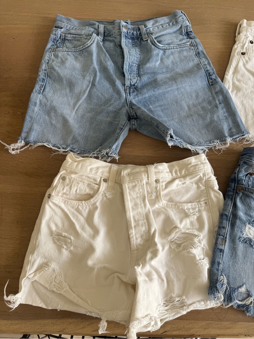 Bundle of 4 denim shorts - AGOLDE, CITIZENS OF HUMANITY, FREE PEOPLE - Picture 7 of 7